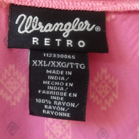Wrangle Retro brand top size XXL, rayon, pink with cream print design, NWT, soft - Picture 3 of 16